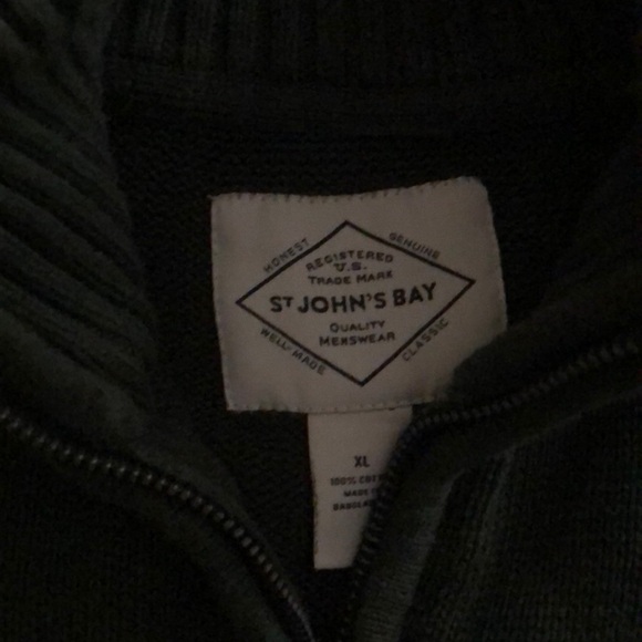 Long sleeve partial zip mens sweater. Army green in color. - Picture 3 of 4